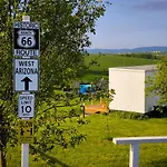 Ranch 66 - Wellness Tiny House Black Swallow Ve Stylu Route 66 Se Saunou, Koupacím Sudem A Bazénem Tršice