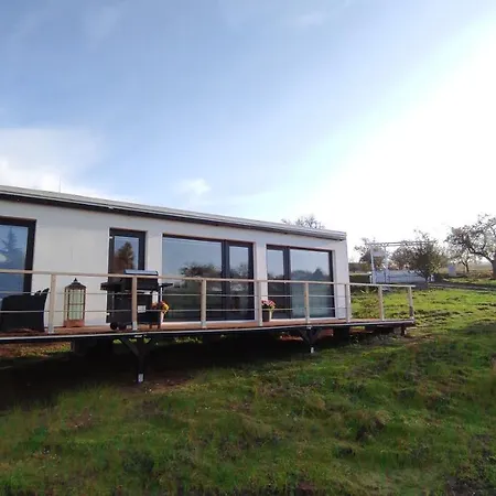 Dom wakacyjny Ranch 66 - Wellness Tiny House Black Swallow Ve Stylu Route 66 Se Saunou, Koupacim Sudem A Bazenem *