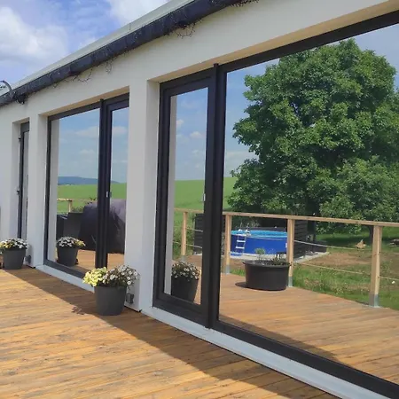 Ranch 66 - Wellness Tiny House Black Swallow Ve Stylu Route 66 Se Saunou, Koupacim Sudem A Bazenem Dom wakacyjny *