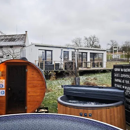 Σπίτι διακοπών Ranch 66 - Wellness Tiny House Black Swallow Ve Stylu Route 66 Se Saunou, Koupacim Sudem A Bazenem Tršice